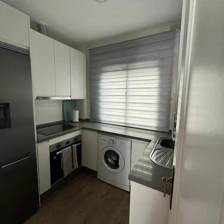 Azvalia Bodegas Apartment